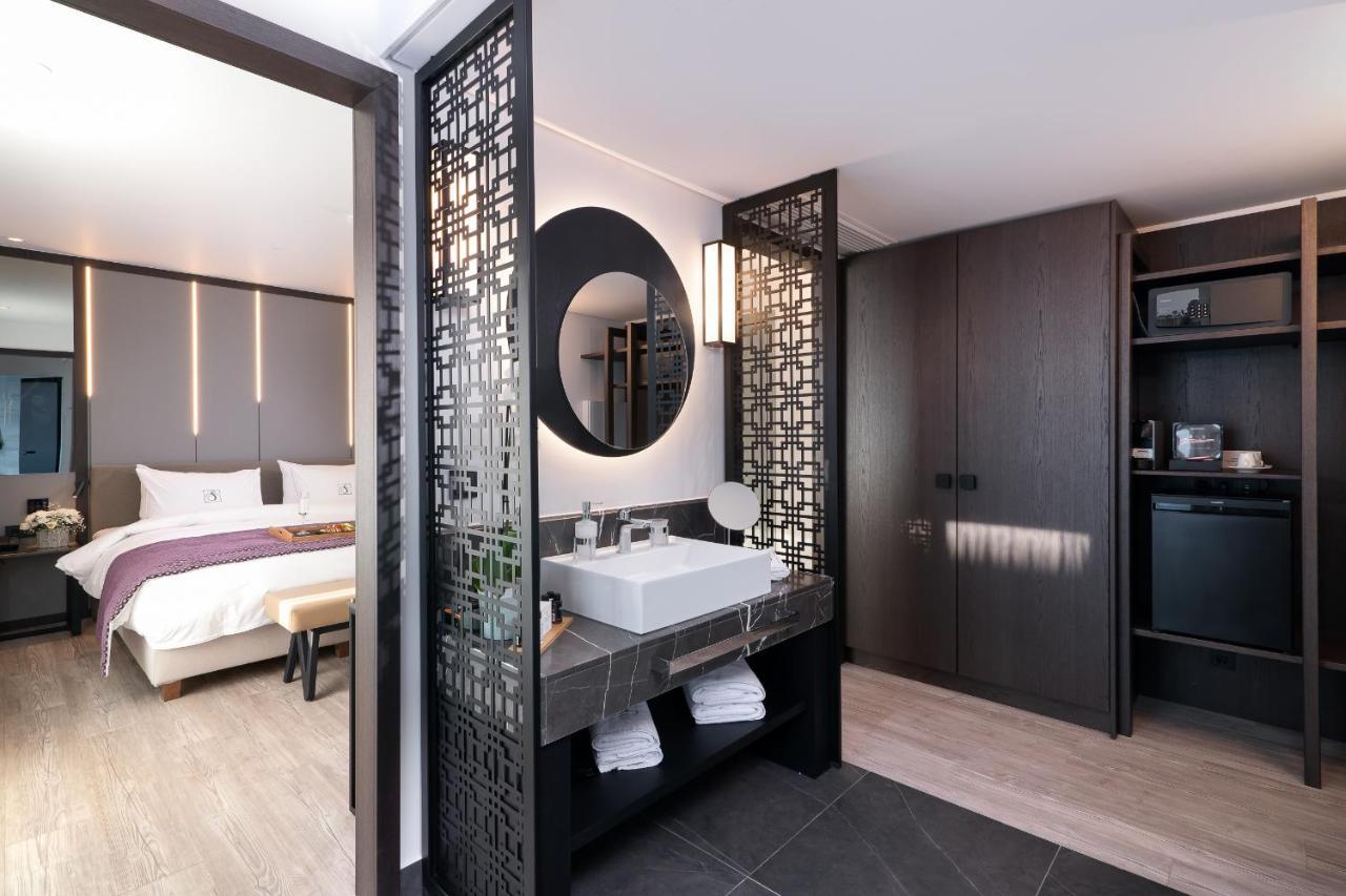 S Hotel Boutique เทสซาโลนิกิ ภายนอก รูปภาพ Deluxe Room