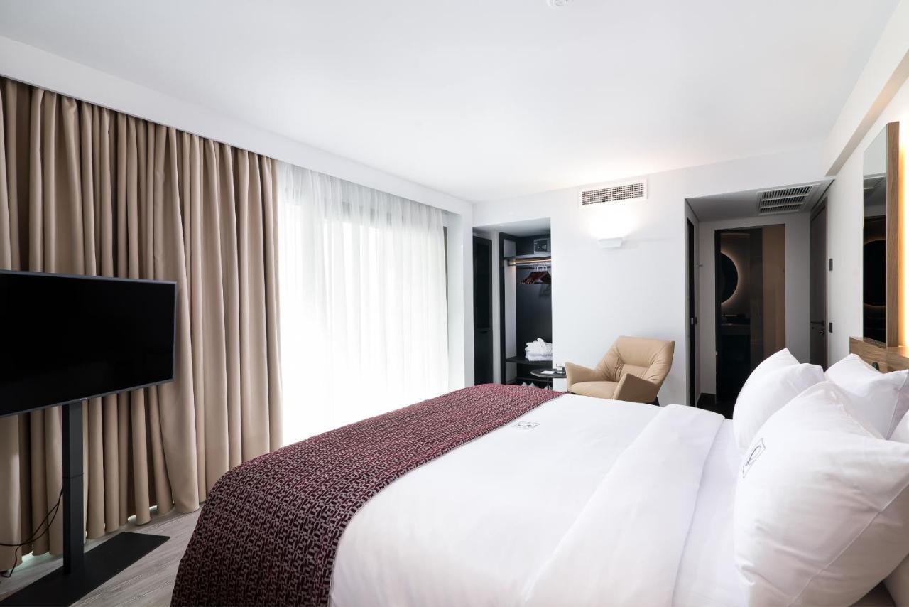 S Hotel Boutique เทสซาโลนิกิ ภายนอก รูปภาพ A bedroom at the hotel