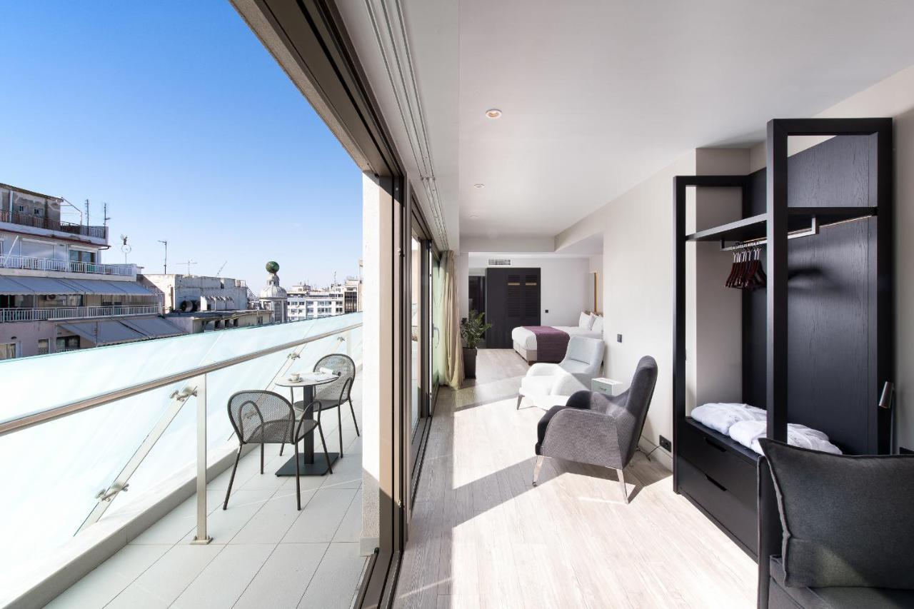 S Hotel Boutique เทสซาโลนิกิ ภายนอก รูปภาพ A suite at the hotel